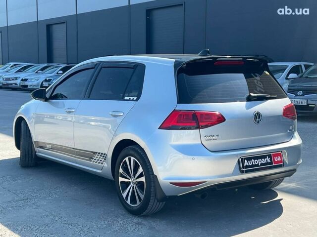 Сірий Фольксваген Гольф, об'ємом двигуна 1.6 л та пробігом 228 тис. км за 10990 $, фото 4 на Automoto.ua