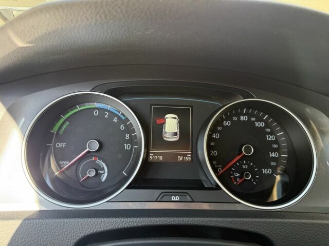 Серый Фольксваген Гольф, объемом двигателя 0 л и пробегом 91 тыс. км за 9900 $, фото 3 на Automoto.ua