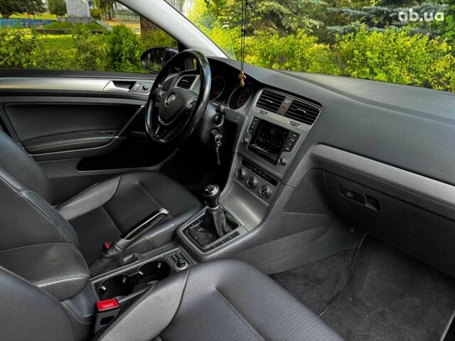 Сірий Фольксваген Гольф, об'ємом двигуна 2 л та пробігом 198 тис. км за 11590 $, фото 26 на Automoto.ua