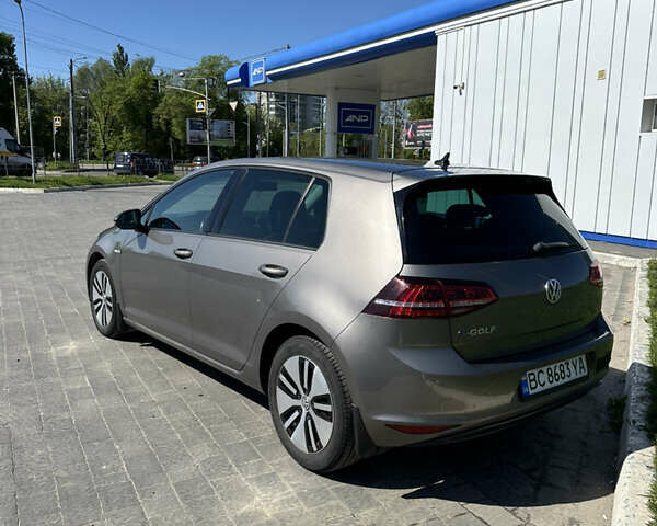 Серый Фольксваген Гольф, объемом двигателя 0 л и пробегом 186 тыс. км за 7999 $, фото 4 на Automoto.ua