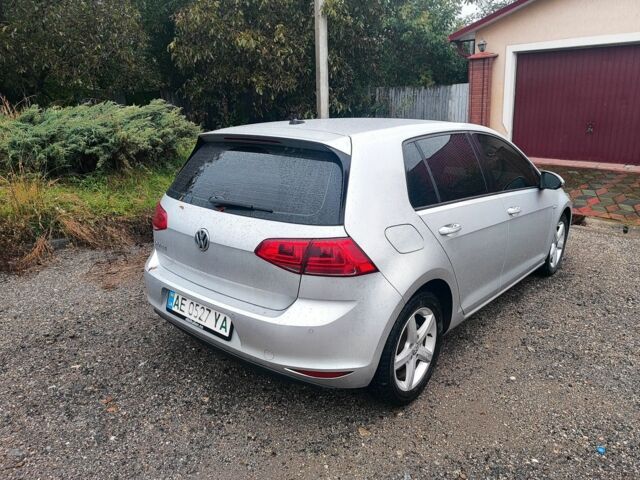 Серый Фольксваген Гольф, объемом двигателя 0 л и пробегом 99 тыс. км за 10000 $, фото 3 на Automoto.ua