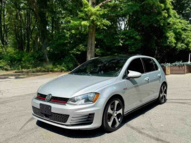 Серый Фольксваген Гольф, объемом двигателя 2 л и пробегом 70 тыс. км за 7400 $, фото 2 на Automoto.ua