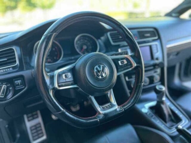 Сірий Фольксваген Гольф, об'ємом двигуна 2 л та пробігом 118 тис. км за 8000 $, фото 12 на Automoto.ua