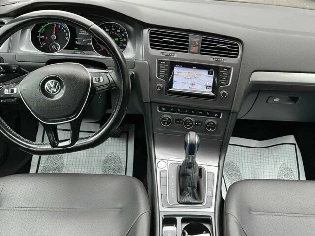 Сірий Фольксваген Гольф, об'ємом двигуна 0 л та пробігом 72 тис. км за 5000 $, фото 11 на Automoto.ua