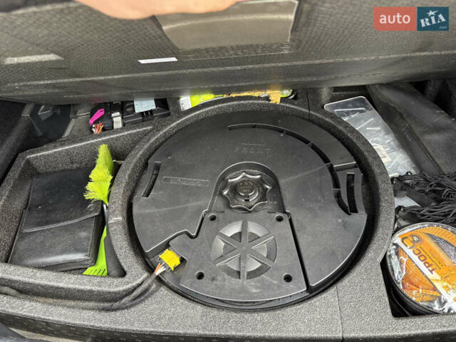 Серый Фольксваген Гольф, объемом двигателя 1.2 л и пробегом 210 тыс. км за 9900 $, фото 21 на Automoto.ua