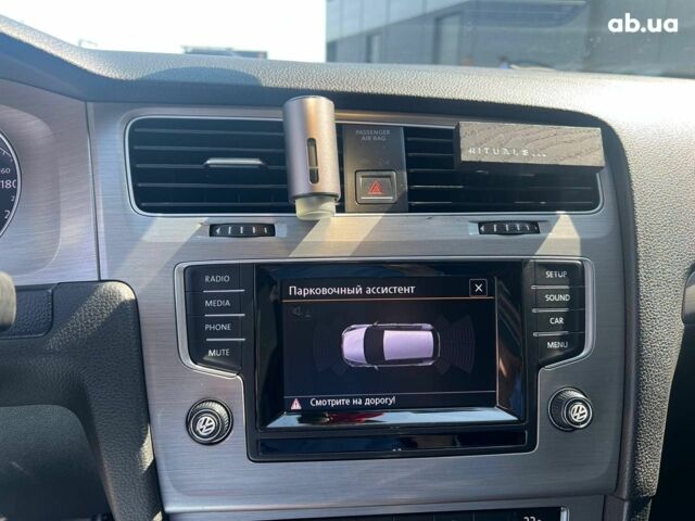 Сірий Фольксваген Гольф, об'ємом двигуна 1.6 л та пробігом 228 тис. км за 10990 $, фото 20 на Automoto.ua