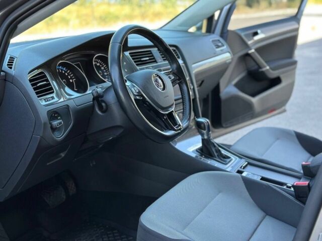 Сірий Фольксваген Гольф, об'ємом двигуна 0 л та пробігом 127 тис. км за 8500 $, фото 6 на Automoto.ua