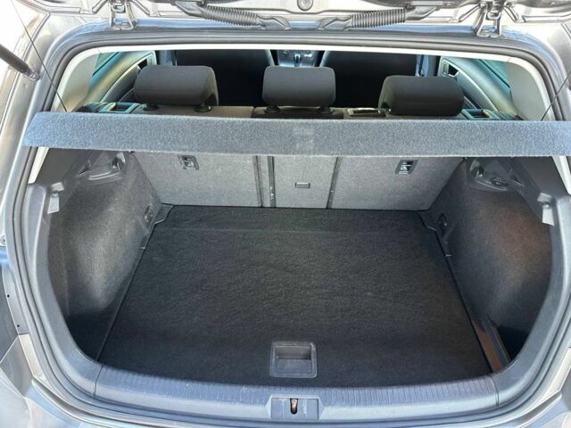 Сірий Фольксваген Гольф, об'ємом двигуна 0 л та пробігом 127 тис. км за 8500 $, фото 20 на Automoto.ua