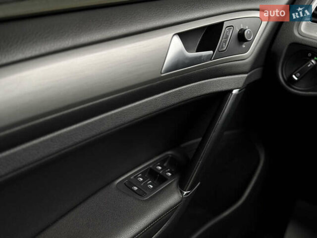 Сірий Фольксваген Гольф, об'ємом двигуна 1.8 л та пробігом 153 тис. км за 11300 $, фото 15 на Automoto.ua