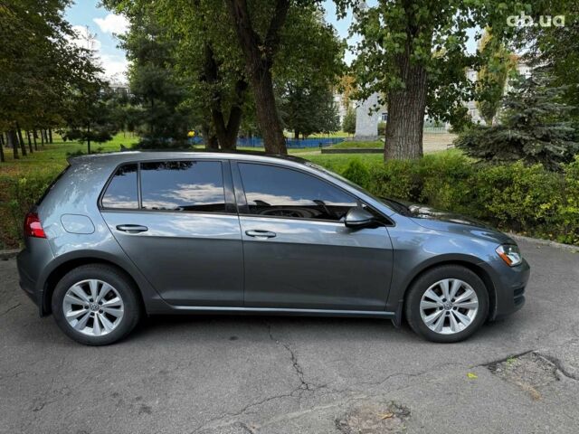 Сірий Фольксваген Гольф, об'ємом двигуна 2 л та пробігом 198 тис. км за 11590 $, фото 5 на Automoto.ua