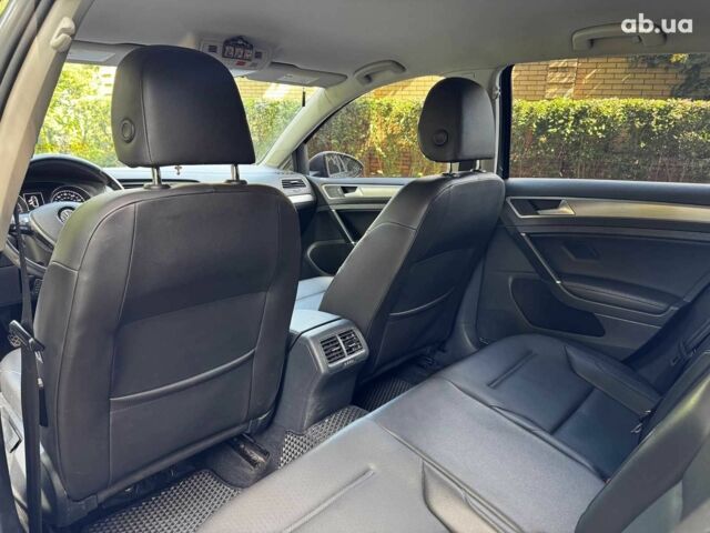 Сірий Фольксваген Гольф, об'ємом двигуна 2 л та пробігом 198 тис. км за 11590 $, фото 20 на Automoto.ua