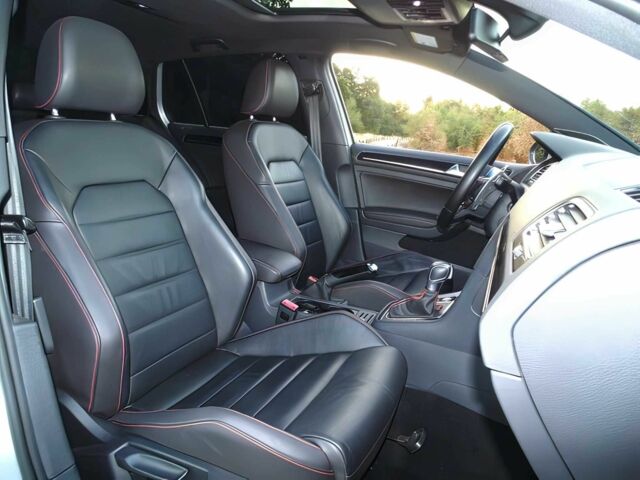 Серый Фольксваген Гольф, объемом двигателя 2 л и пробегом 71 тыс. км за 7400 $, фото 11 на Automoto.ua