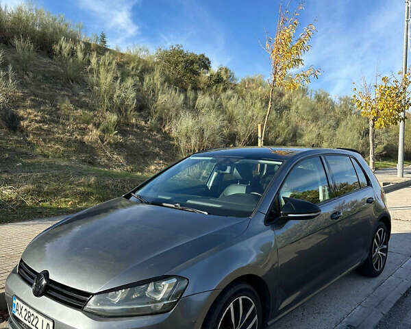 Серый Фольксваген Гольф, объемом двигателя 1.8 л и пробегом 136 тыс. км за 13500 $, фото 3 на Automoto.ua