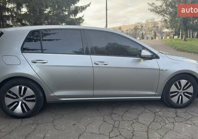 Сірий Фольксваген Гольф, об'ємом двигуна 0 л та пробігом 120 тис. км за 8750 $, фото 17 на Automoto.ua