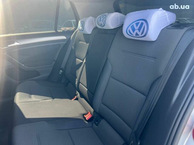 Сірий Фольксваген Гольф, об'ємом двигуна 1.6 л та пробігом 228 тис. км за 10990 $, фото 25 на Automoto.ua
