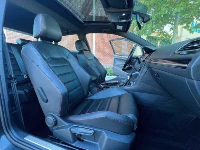 Сірий Фольксваген Гольф, об'ємом двигуна 2 л та пробігом 118 тис. км за 8000 $, фото 9 на Automoto.ua