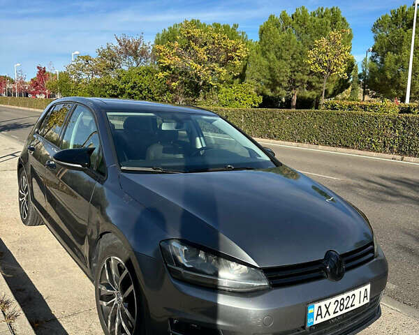 Серый Фольксваген Гольф, объемом двигателя 1.8 л и пробегом 136 тыс. км за 13500 $, фото 2 на Automoto.ua