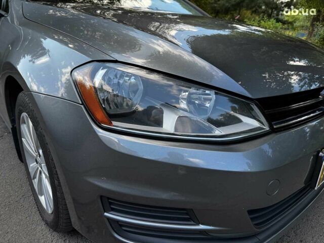 Сірий Фольксваген Гольф, об'ємом двигуна 2 л та пробігом 198 тис. км за 11590 $, фото 3 на Automoto.ua