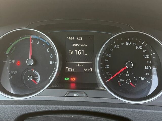 Серый Фольксваген Гольф, объемом двигателя 0 л и пробегом 137 тыс. км за 8999 $, фото 11 на Automoto.ua