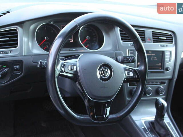 Серый Фольксваген Гольф, объемом двигателя 1.6 л и пробегом 282 тыс. км за 10000 $, фото 37 на Automoto.ua