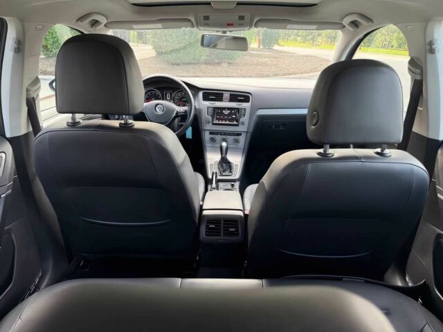 Серый Фольксваген Гольф, объемом двигателя 1.8 л и пробегом 70 тыс. км за 5000 $, фото 10 на Automoto.ua