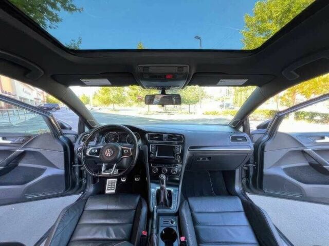 Сірий Фольксваген Гольф, об'ємом двигуна 2 л та пробігом 118 тис. км за 8000 $, фото 10 на Automoto.ua