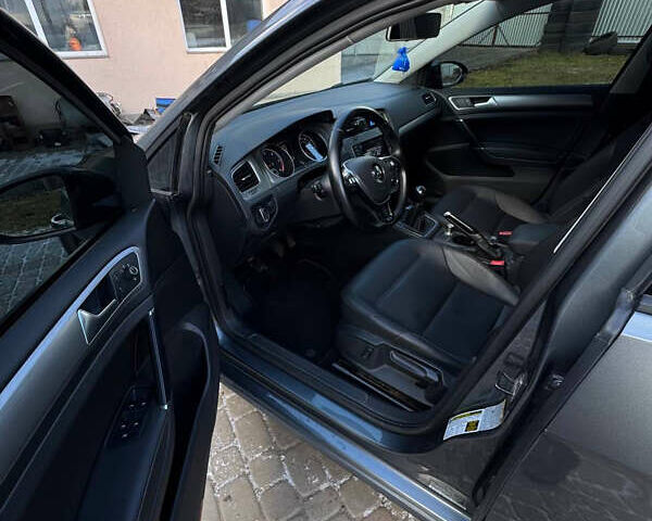 Серый Фольксваген Гольф, объемом двигателя 1.97 л и пробегом 173 тыс. км за 10950 $, фото 2 на Automoto.ua