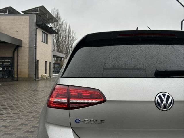 Серый Фольксваген Гольф, объемом двигателя 0 л и пробегом 129 тыс. км за 10300 $, фото 2 на Automoto.ua