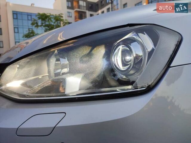 Серый Фольксваген Гольф, объемом двигателя 1.6 л и пробегом 282 тыс. км за 10000 $, фото 63 на Automoto.ua