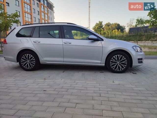 Серый Фольксваген Гольф, объемом двигателя 1.6 л и пробегом 282 тыс. км за 10000 $, фото 5 на Automoto.ua