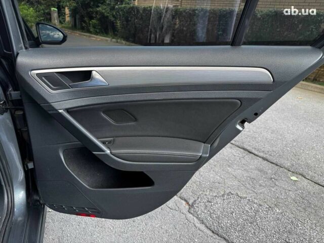 Сірий Фольксваген Гольф, об'ємом двигуна 2 л та пробігом 198 тис. км за 11590 $, фото 23 на Automoto.ua