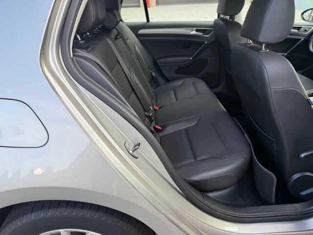 Серый Фольксваген Гольф, объемом двигателя 1.8 л и пробегом 70 тыс. км за 5000 $, фото 11 на Automoto.ua