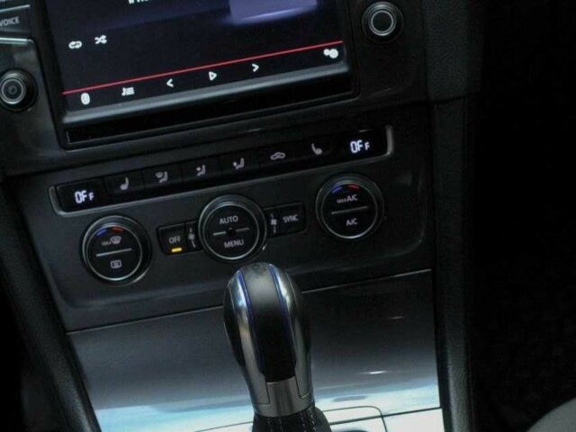 Серый Фольксваген Гольф, объемом двигателя 0 л и пробегом 167 тыс. км за 8900 $, фото 12 на Automoto.ua