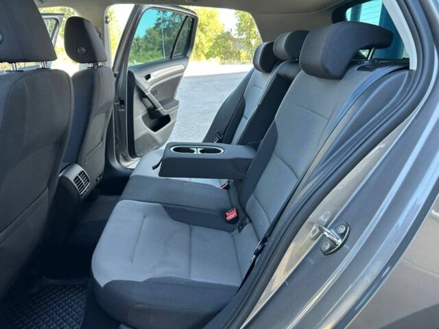 Сірий Фольксваген Гольф, об'ємом двигуна 0 л та пробігом 127 тис. км за 8500 $, фото 17 на Automoto.ua