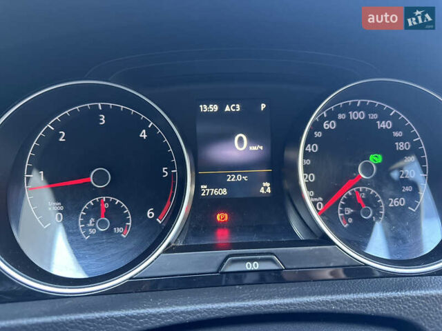 Серый Фольксваген Гольф, объемом двигателя 1.6 л и пробегом 288 тыс. км за 12200 $, фото 19 на Automoto.ua