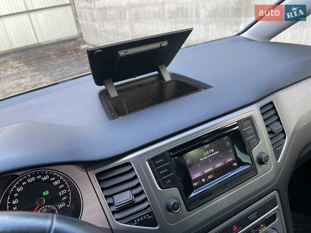 Серый Фольксваген Гольф, объемом двигателя 1.4 л и пробегом 169 тыс. км за 11900 $, фото 32 на Automoto.ua