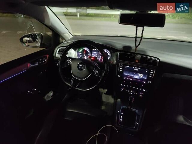 Сірий Фольксваген Гольф, об'ємом двигуна 0 л та пробігом 120 тис. км за 8750 $, фото 34 на Automoto.ua