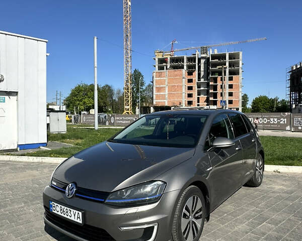 Серый Фольксваген Гольф, объемом двигателя 0 л и пробегом 186 тыс. км за 7999 $, фото 2 на Automoto.ua