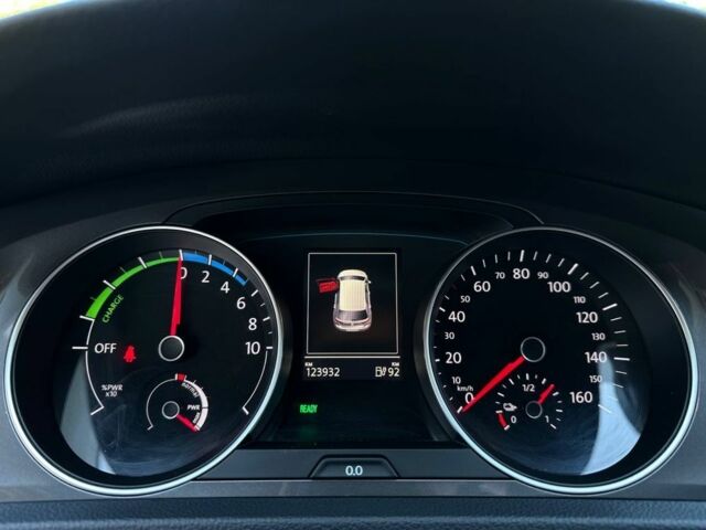 Сірий Фольксваген Гольф, об'ємом двигуна 0 л та пробігом 127 тис. км за 8500 $, фото 11 на Automoto.ua