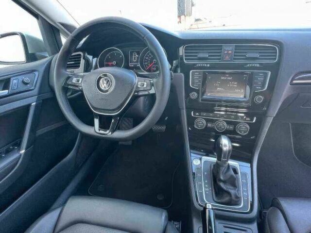 Фольксваген Гольф 2015 в Черновцах на Automoto.ua Серый Фольксваген Гольф, объемом двигателя 2 л и пробегом 110 тыс. км за 8000 $, фото 8 на Automoto.ua