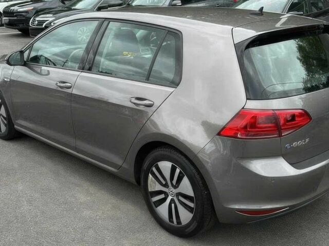 Серый Фольксваген Гольф, объемом двигателя 0 л и пробегом 78 тыс. км за 5500 $, фото 2 на Automoto.ua