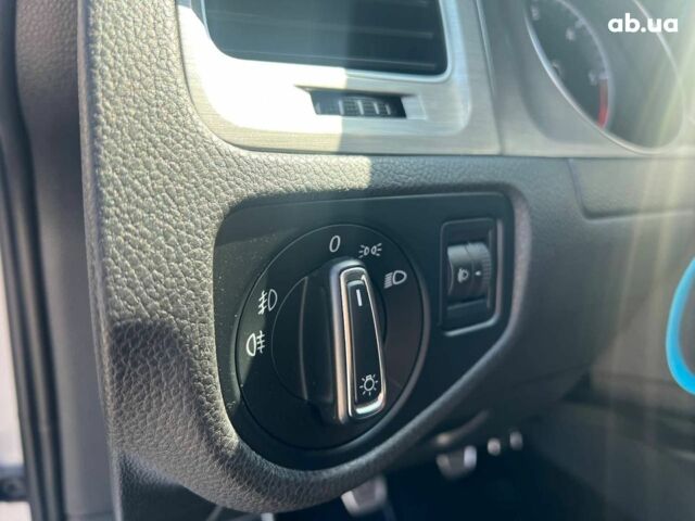 Сірий Фольксваген Гольф, об'ємом двигуна 1.6 л та пробігом 228 тис. км за 10990 $, фото 15 на Automoto.ua