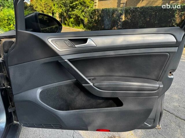 Сірий Фольксваген Гольф, об'ємом двигуна 2 л та пробігом 198 тис. км за 11590 $, фото 25 на Automoto.ua