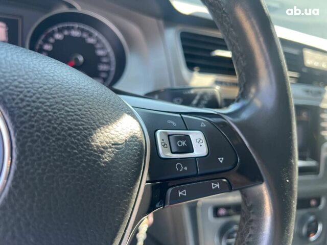 Сірий Фольксваген Гольф, об'ємом двигуна 1.6 л та пробігом 228 тис. км за 10990 $, фото 19 на Automoto.ua
