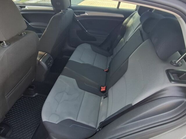 Серый Фольксваген Гольф, объемом двигателя 0 л и пробегом 166 тыс. км за 7400 $, фото 22 на Automoto.ua