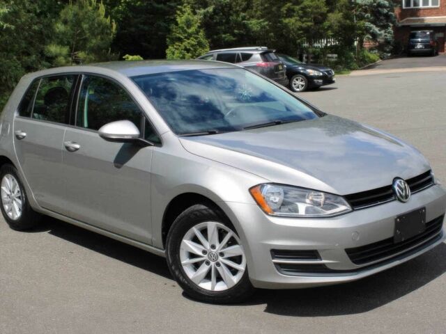 Серый Фольксваген Гольф, объемом двигателя 1.8 л и пробегом 80 тыс. км за 3000 $, фото 1 на Automoto.ua