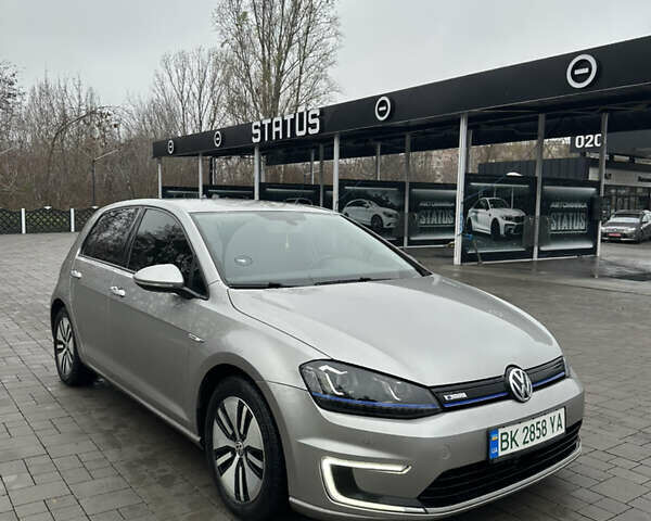 Сірий Фольксваген Гольф, об'ємом двигуна 0 л та пробігом 182 тис. км за 8499 $, фото 2 на Automoto.ua