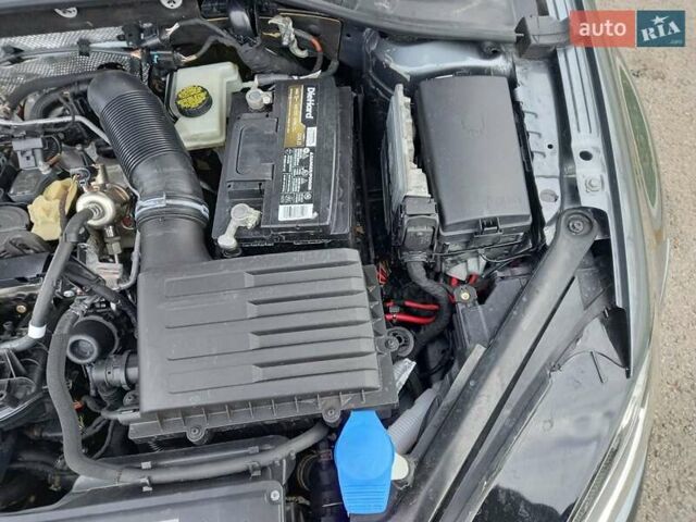 Серый Фольксваген Гольф, объемом двигателя 1.8 л и пробегом 123 тыс. км за 10200 $, фото 11 на Automoto.ua