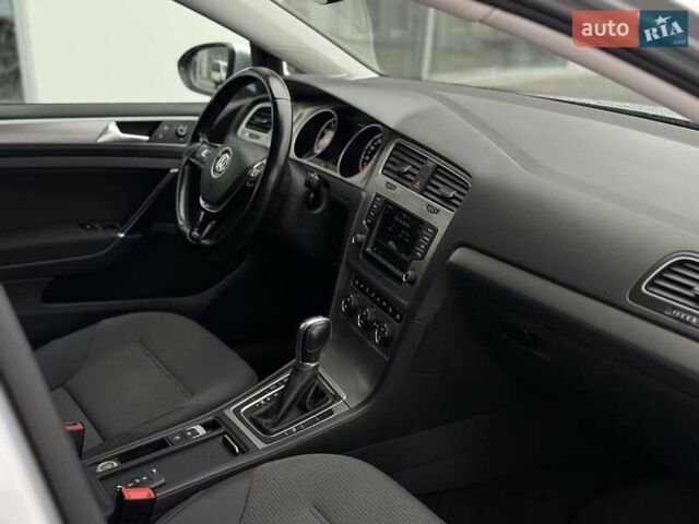 Серый Фольксваген Гольф, объемом двигателя 1.4 л и пробегом 104 тыс. км за 14990 $, фото 59 на Automoto.ua