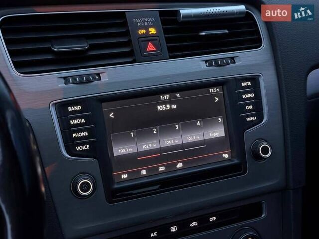 Серый Фольксваген Гольф, объемом двигателя 1.78 л и пробегом 217 тыс. км за 10000 $, фото 44 на Automoto.ua